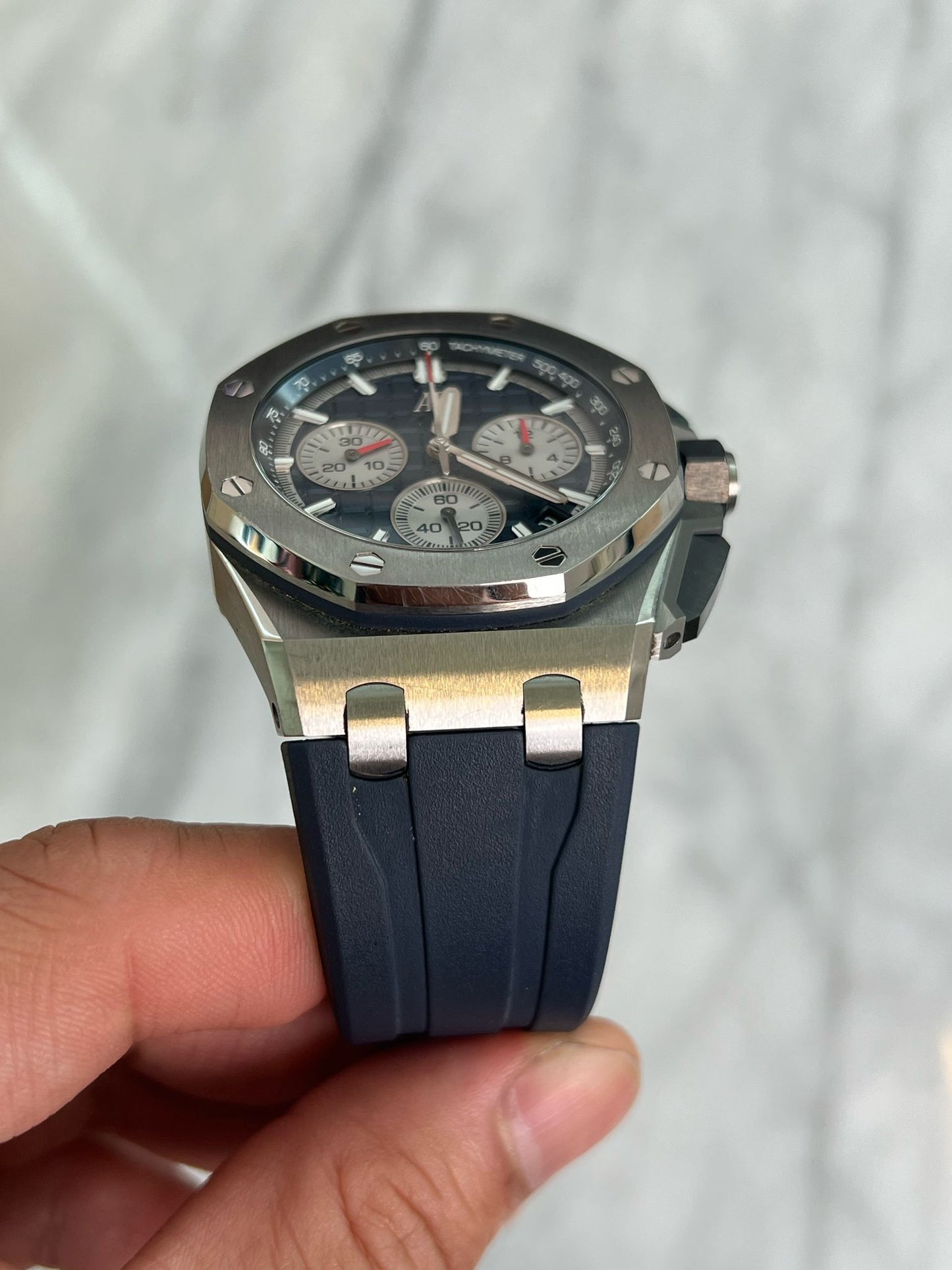 N/A 26420TI Blue Offshore 43 Preowned Watch Only
