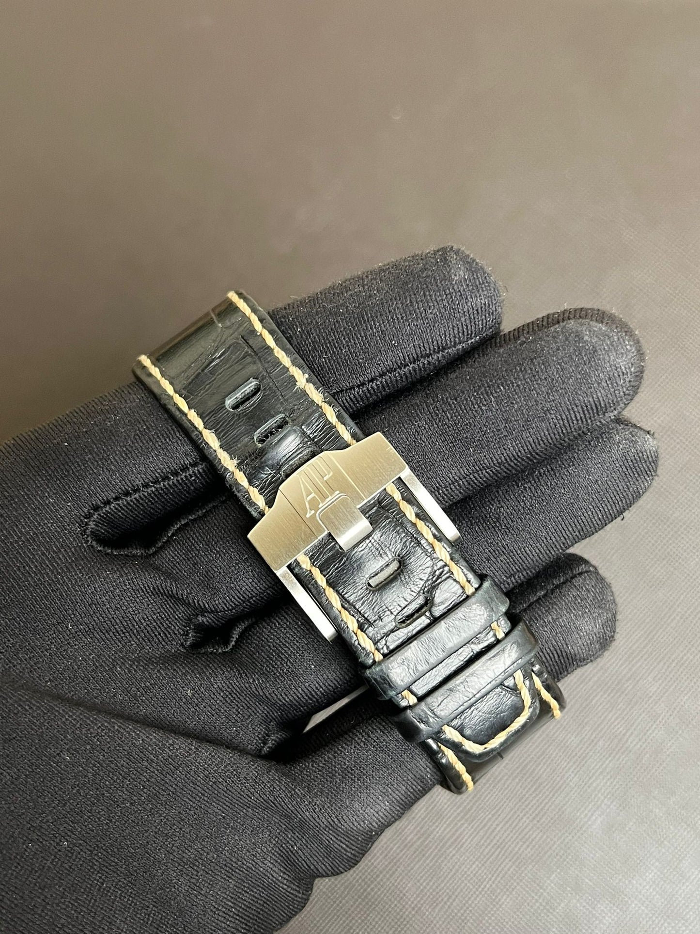 N/A 26470ST Safari Preowned and Polished Watch Only