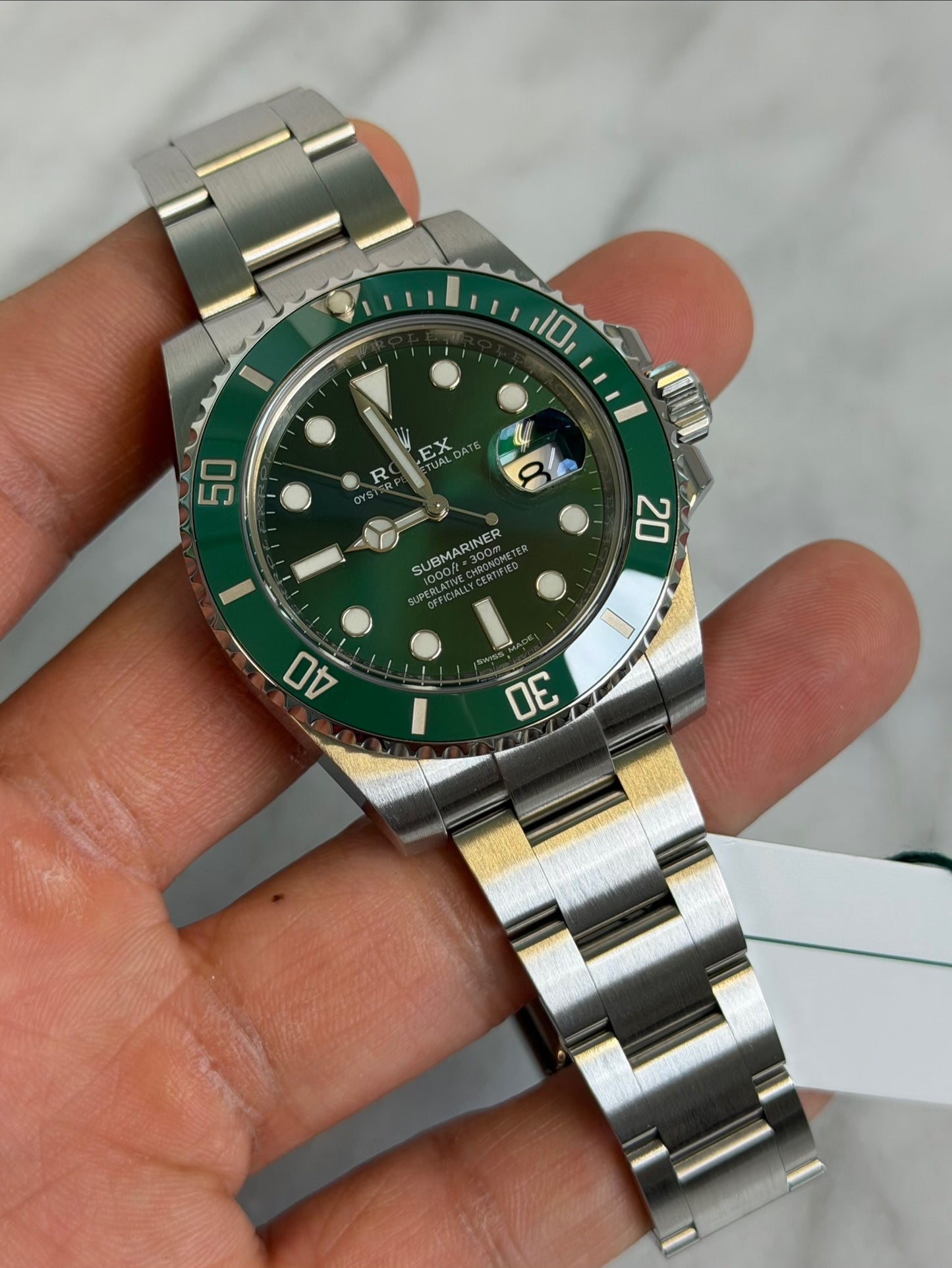 2017 116610LV Hulk Preowned Good Complete w/ White Tag