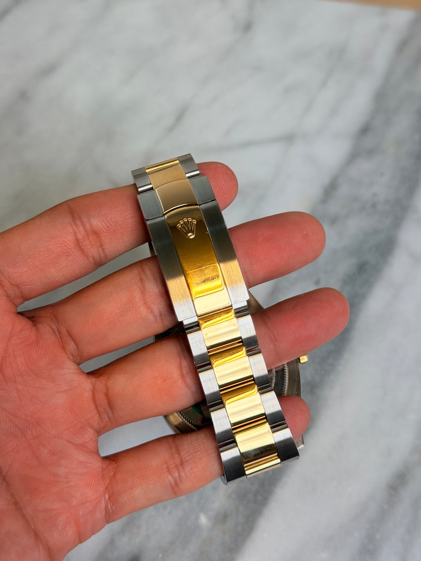 2022 326933 Oyster Champ Sky Preowned and Polished Complete w/ White Tag