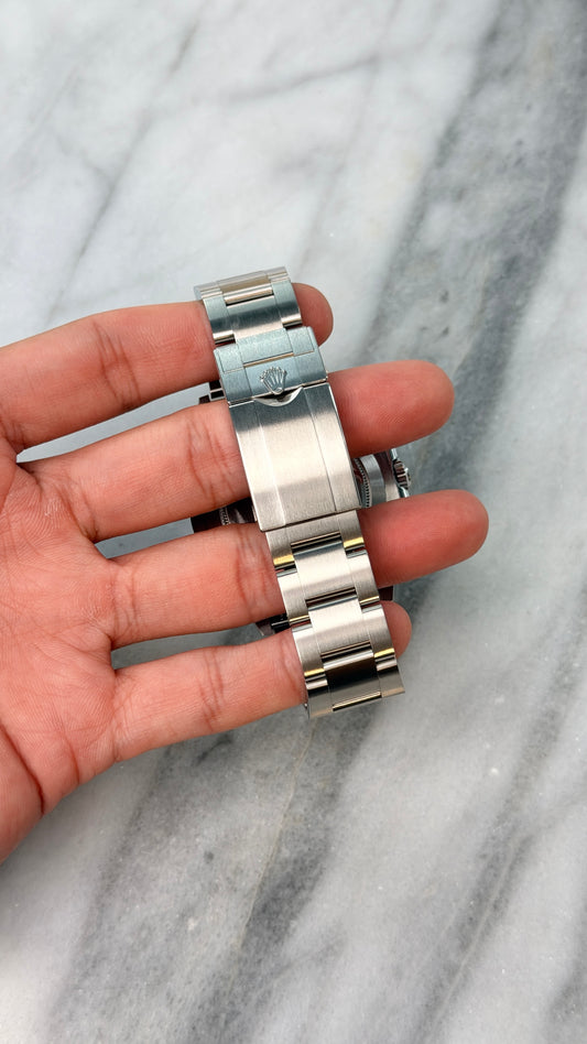 2022 226570 Polar Preowned and Polished Complete