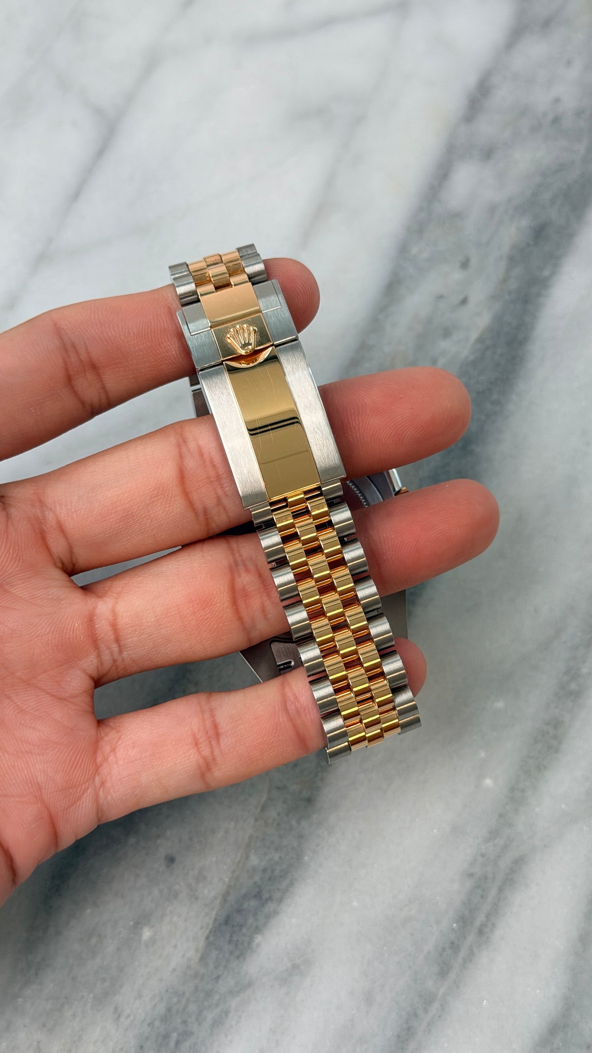 2026 126713GRNR TT GMT Like New Complete