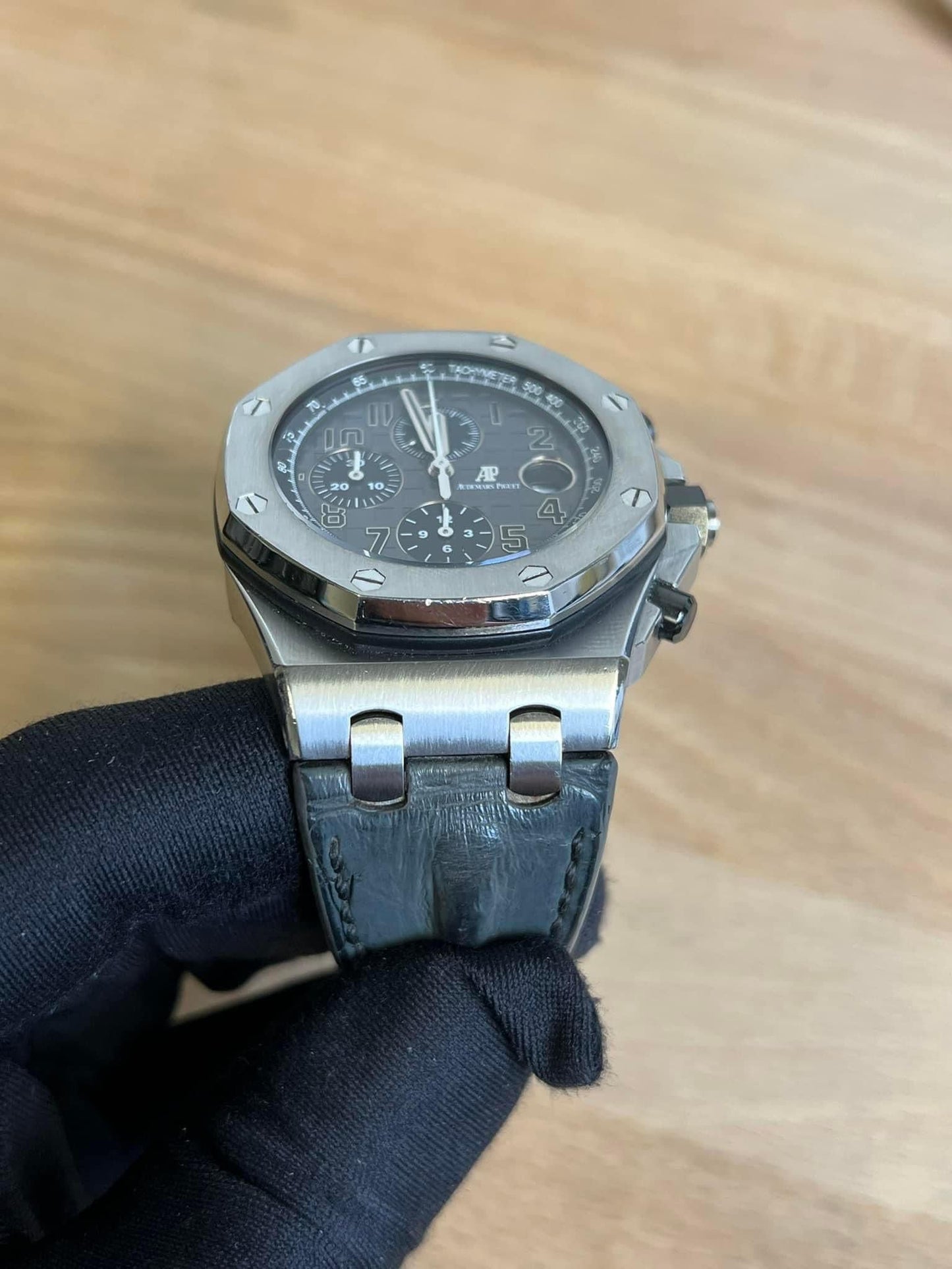 2013 26470ST Elephant Preowned, has Tachymetre Belmish/Needs Service Complete