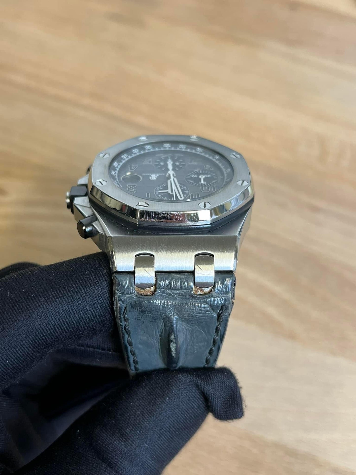 2013 26470ST Elephant Preowned, has Tachymetre Belmish/Needs Service Complete