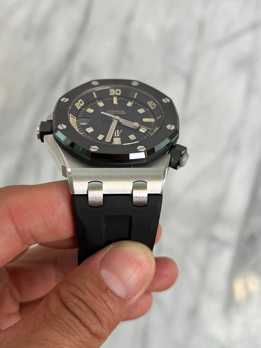 2022 15720CN.OO.A002CA.01 Japan Edition Diver Preowned Good Complete