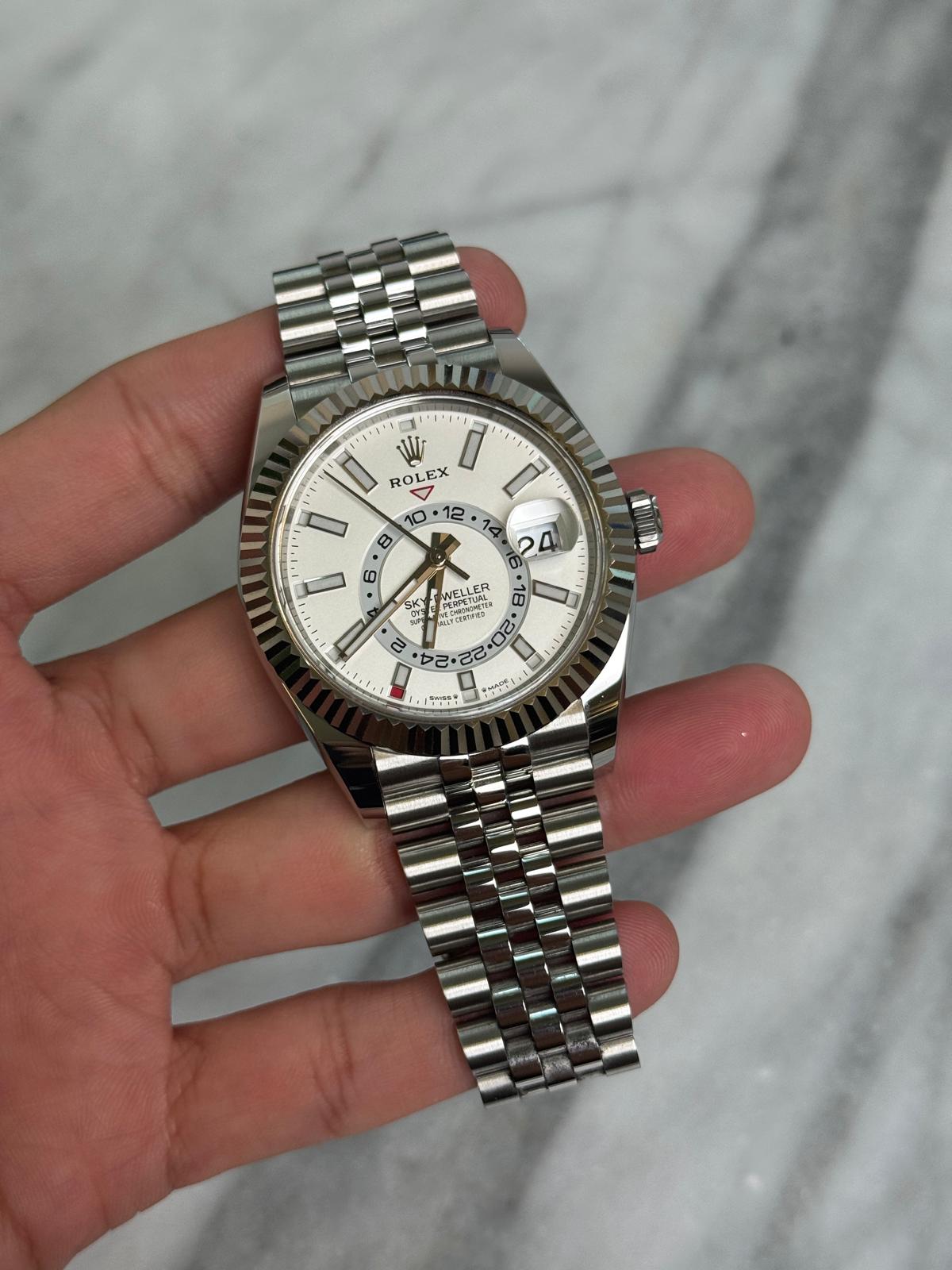 2024 336934 Jubilee White Sky Preowned Complete