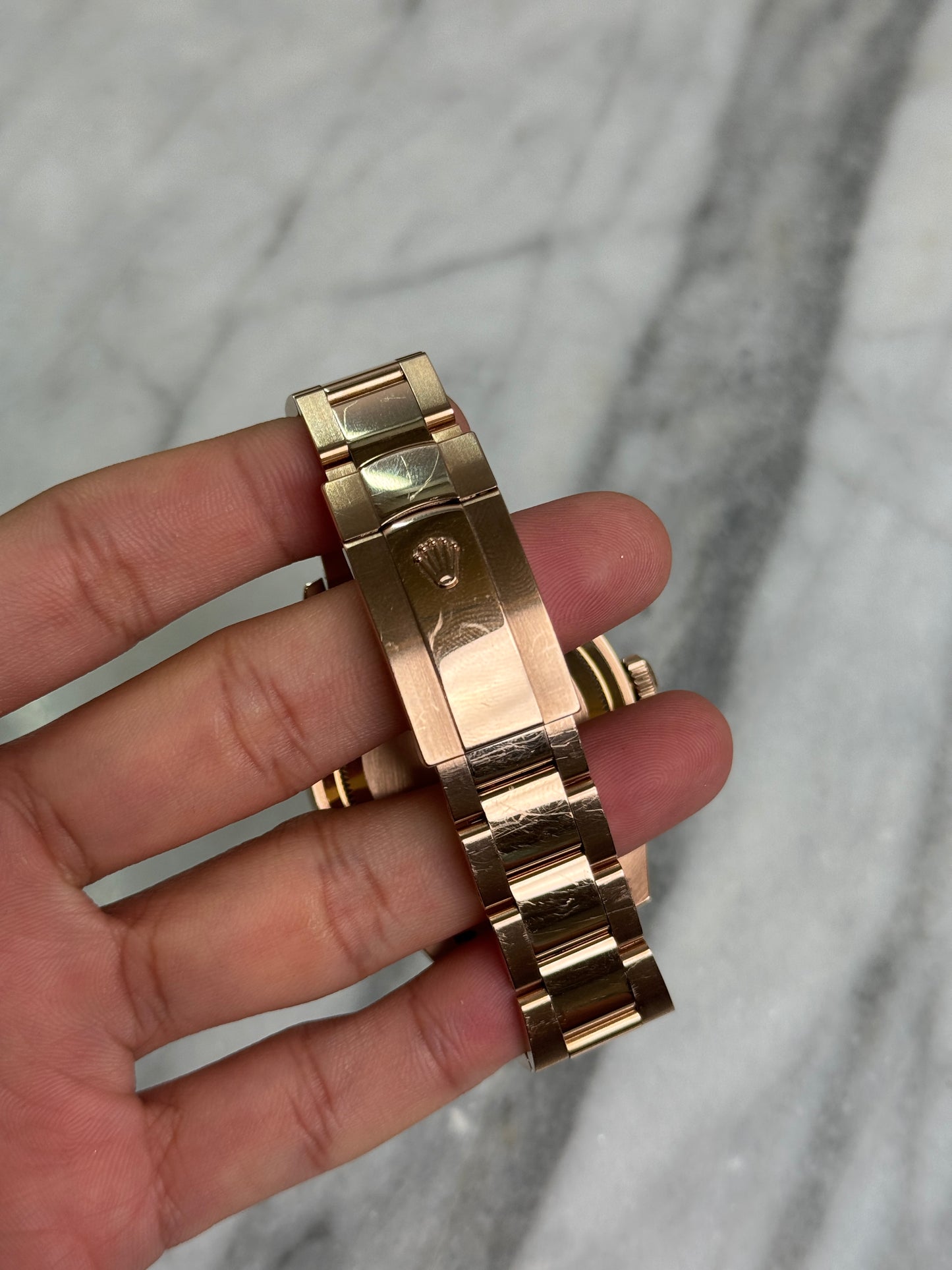 2022 326935 Choco Preowned Complete