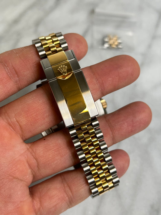 2024 126713GRNR TT GMT Preowned Complete