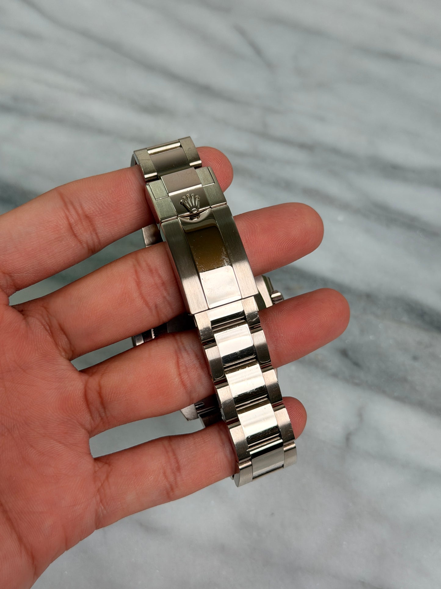 2021 126719BLRO Blue Preowned Complete