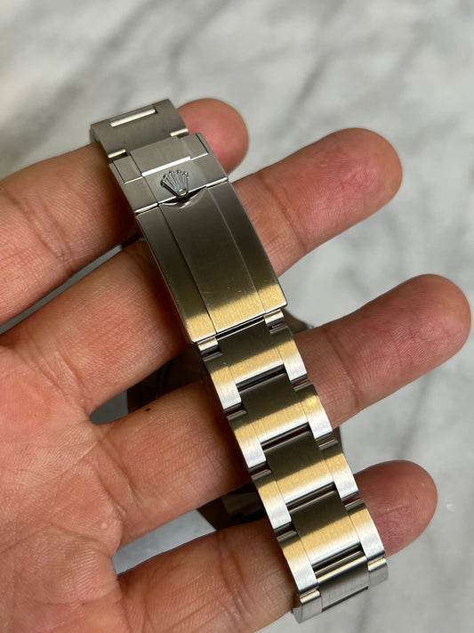 2016 216570 Polar Preowned and Polished Complete