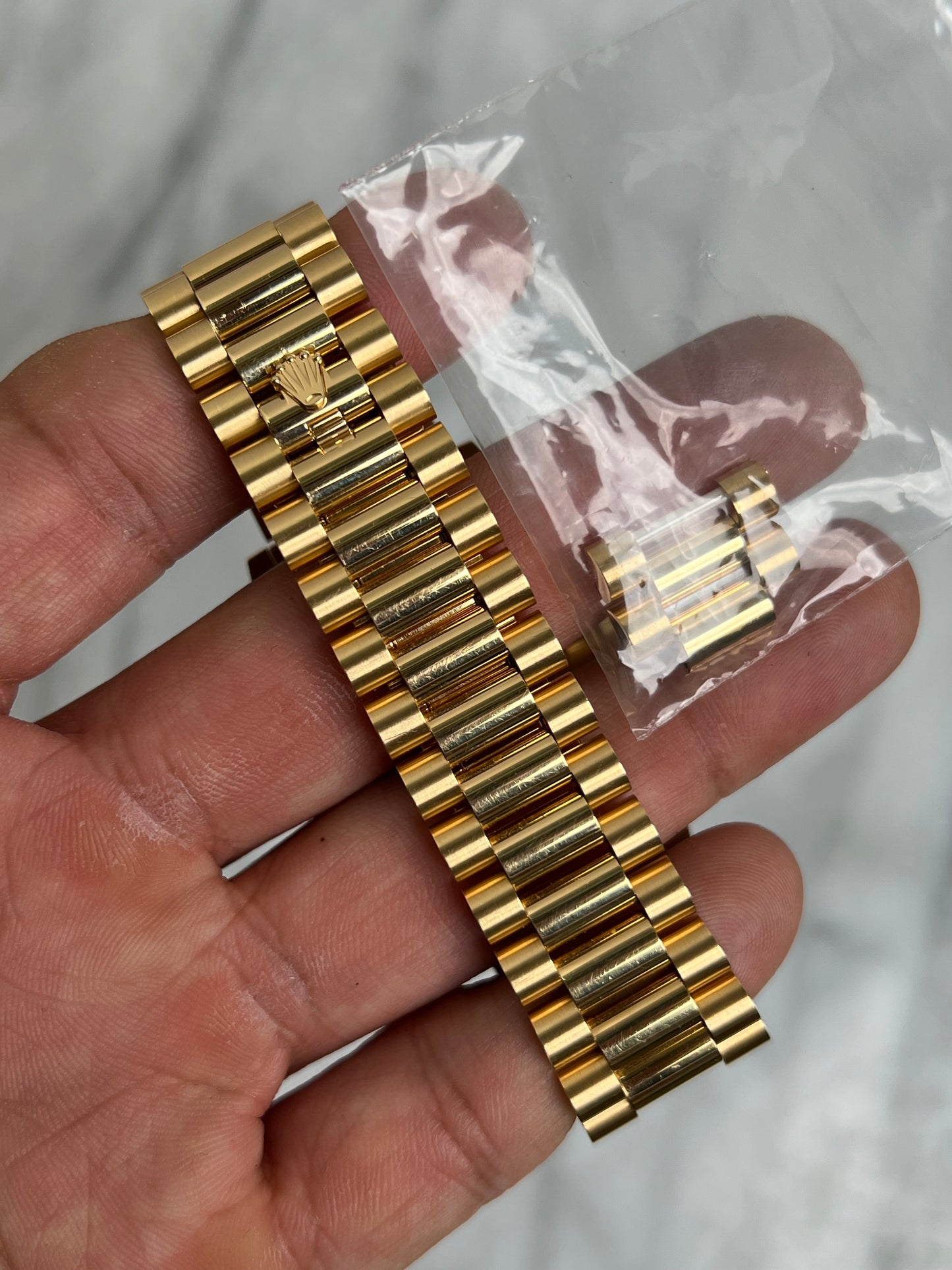 2022 228238A Pave Baguette Preowned Complete