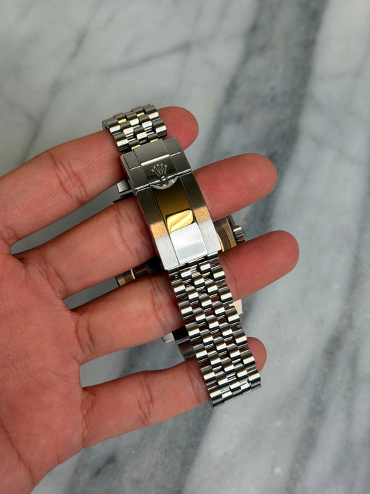 2020 126710BLNR Jubilee Batgirl Preowned NFC Complete