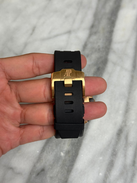 2022 26420RO.OO.A002CA.01 Offshore 43mm Preowned Good Complete