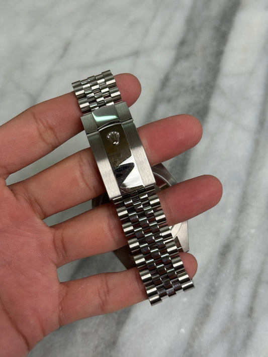 2024 336934 Jubilee Blue Sky Preowned Complete w/ White Tag