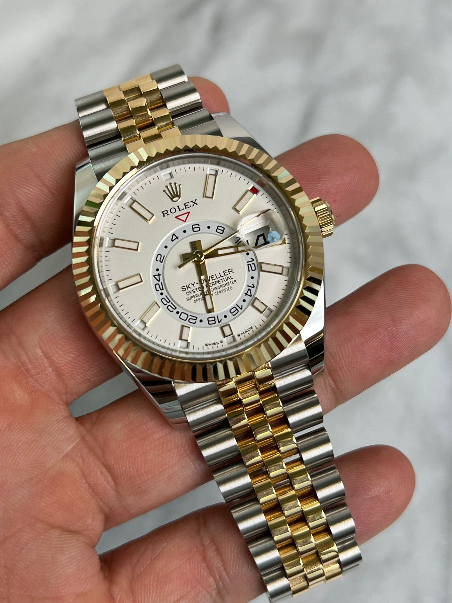 2024 336933 Jubilee White Sky Preowned Complete