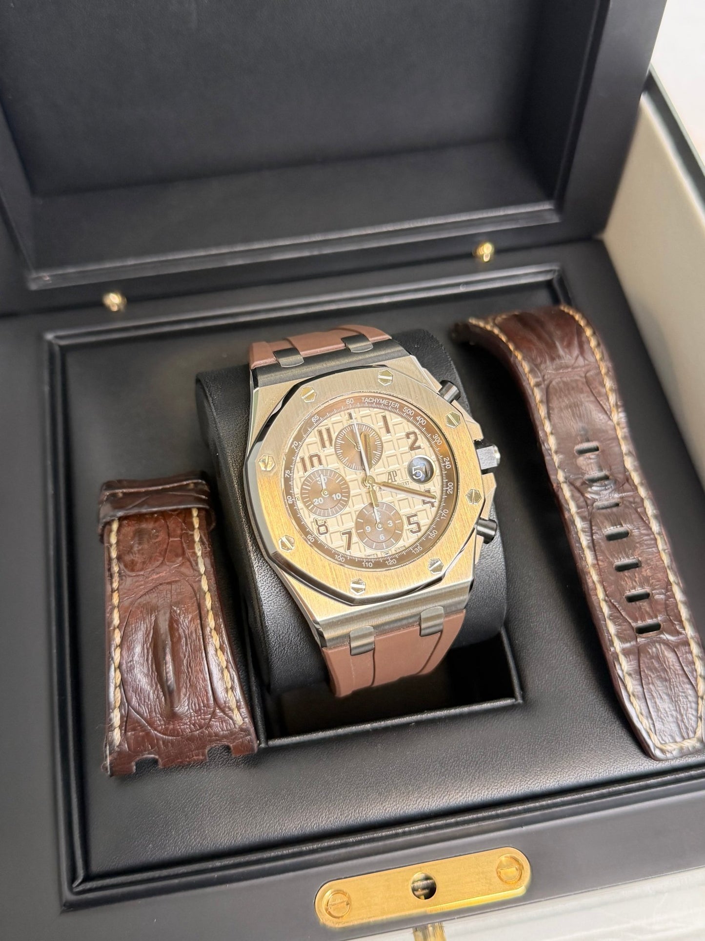 AP N/A 26470ST Safari Preowned and Polished Watch/Box/Photocopy of Warranty Only 14375