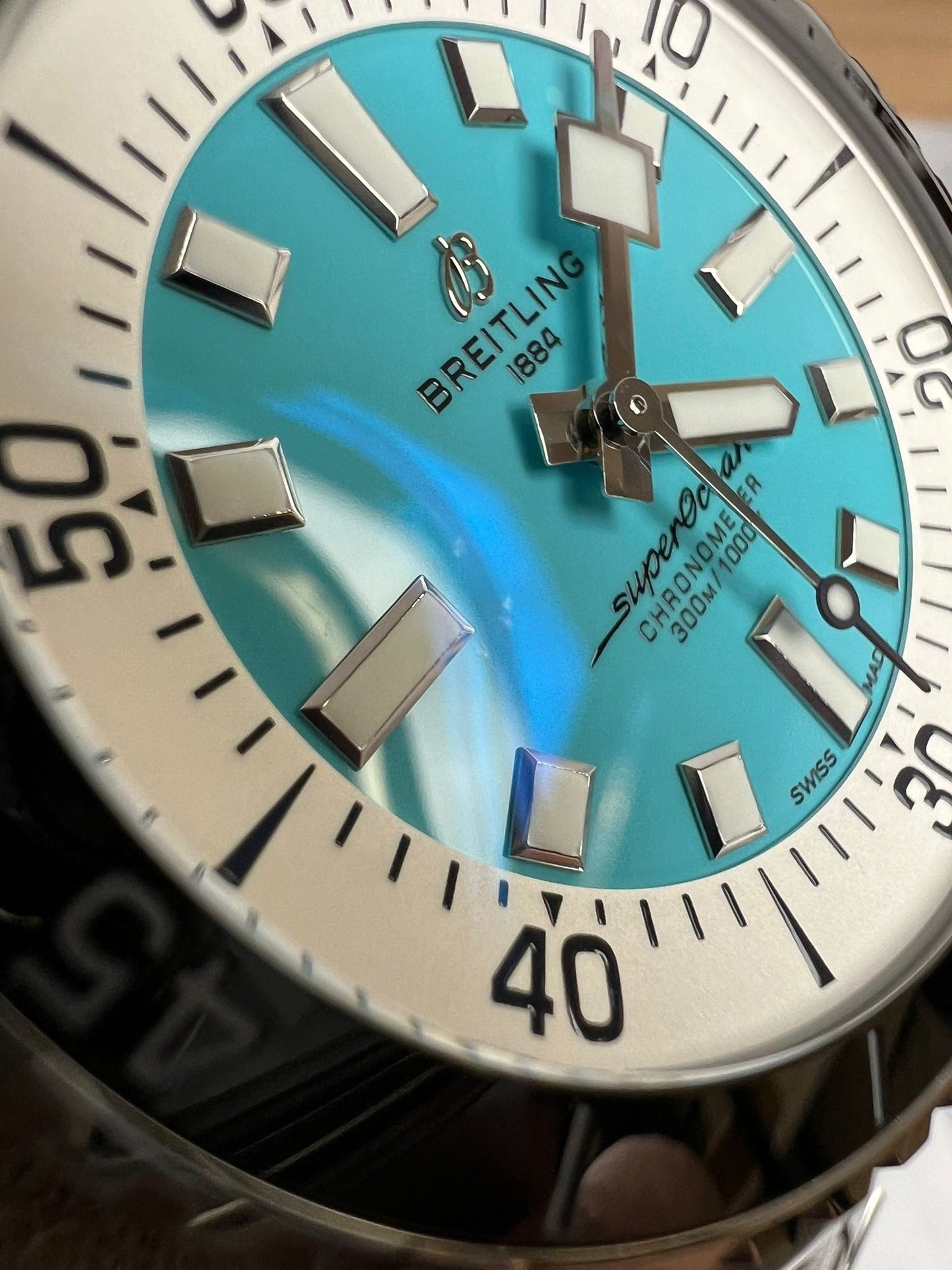 2022 A17376211L2A Super Ocean Turquiose 44mm Preowned Complete