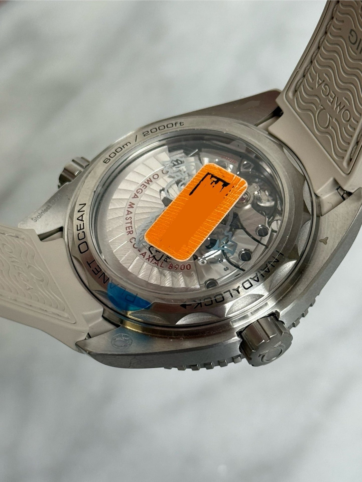 Omega 2026 21532442109001 Planet Ocean 600M on Rubber Strap New Complete 14533