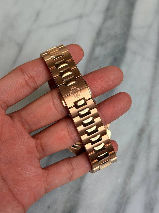 Patek 2023 5980/1R Nautilus Like New, New Buckle Complete 13281