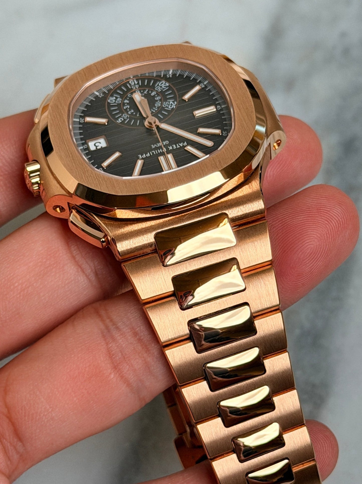 Patek 2023 5980/1R Nautilus Like New, New Buckle Complete 13281