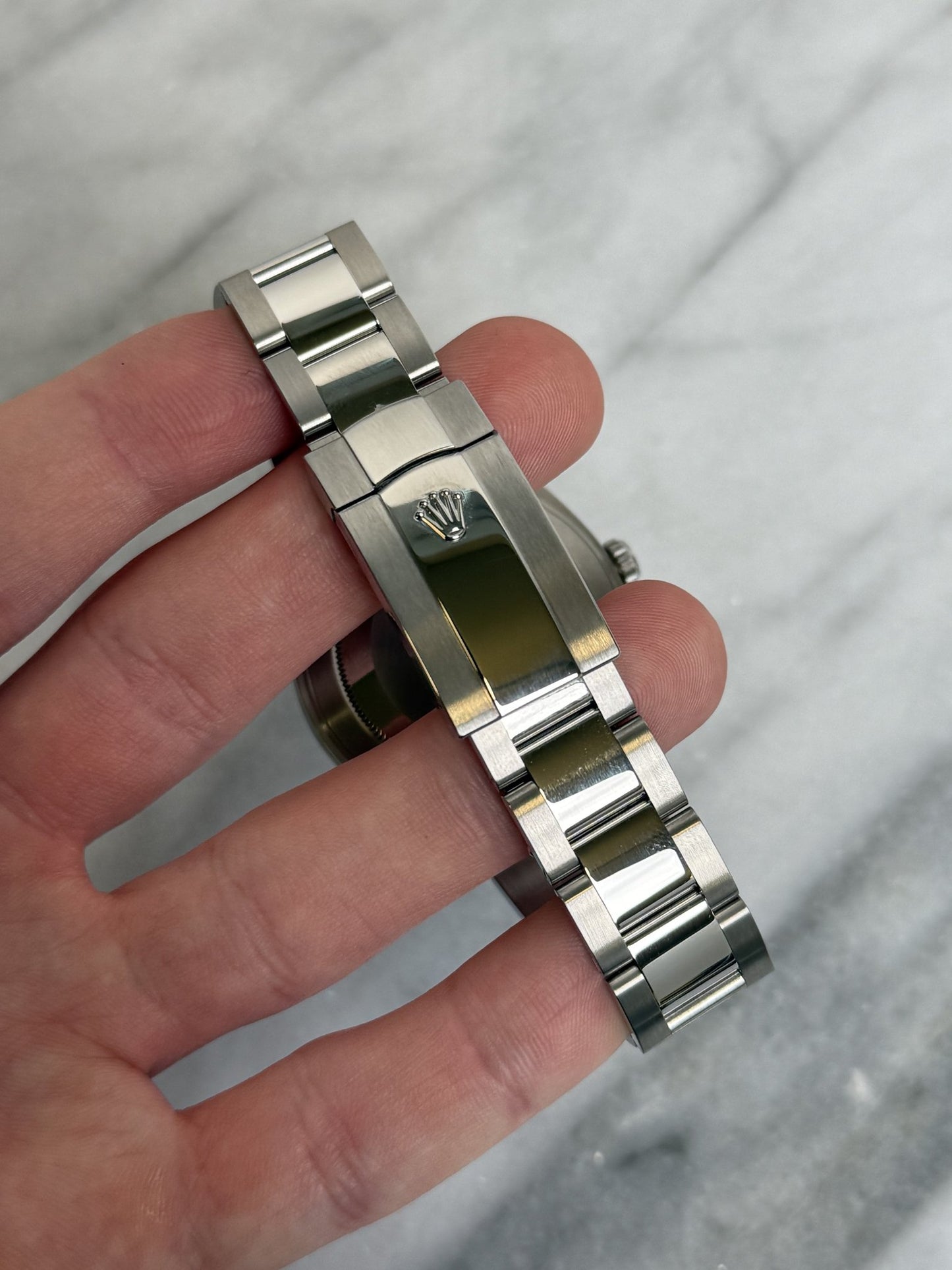 Rolex 2024 126300 Oyster Blue Roman Like New Complete 13331