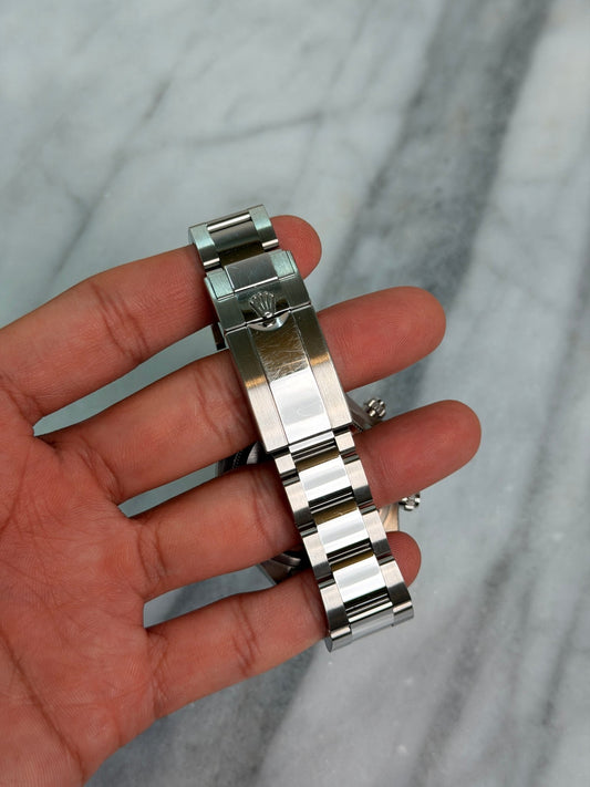 Rolex 2025 126500LN Panda Preowned Complete 14893