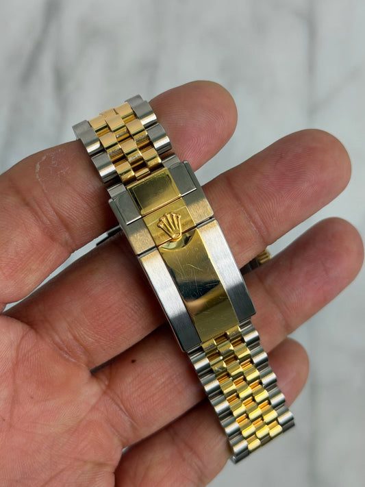 Rolex 2025 126713GRNR TT GMT Preowned Good Complete 14716