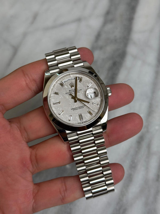 2019 228206A Meteorite Baguette Preowned Complete