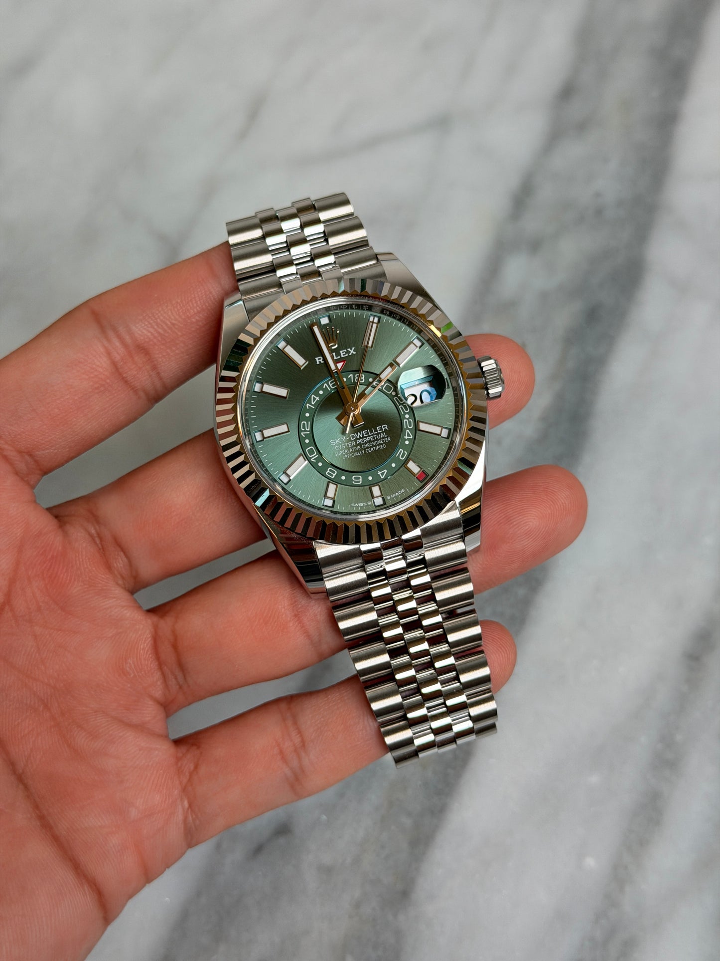 2026 336934 Jubilee Green Sky New Complete