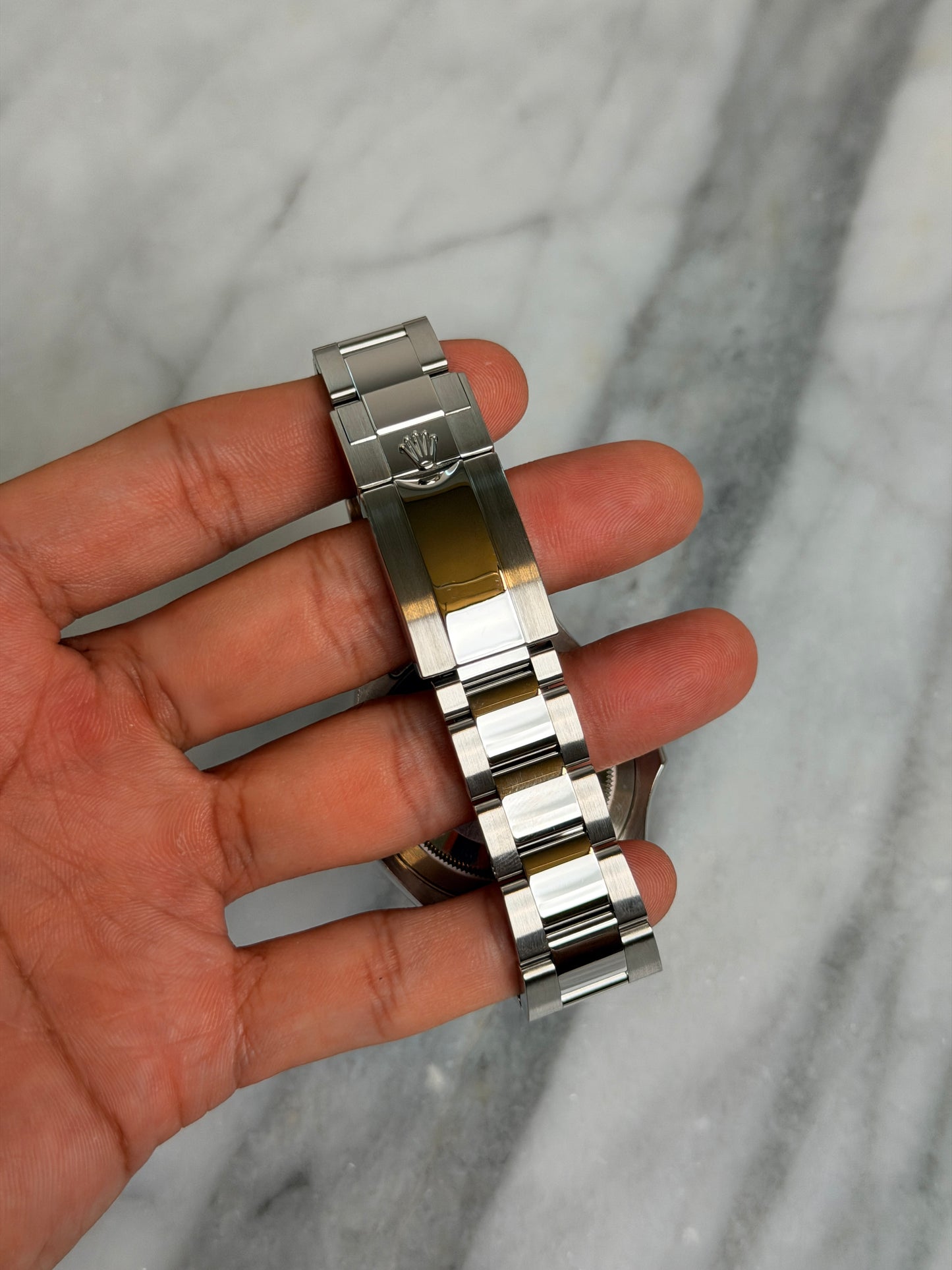 2023 126622 Rhodium Preowned Good Complete