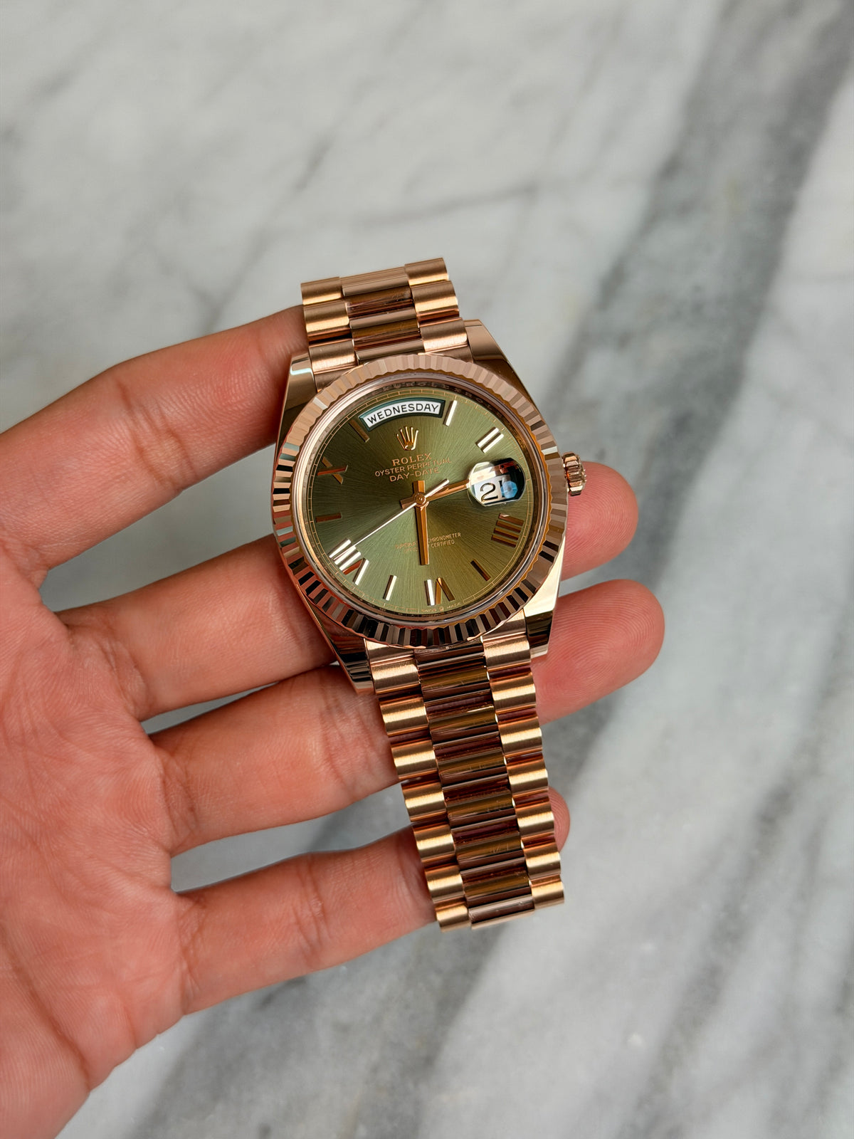 2023 228235 Olive Preowned Good Complete
