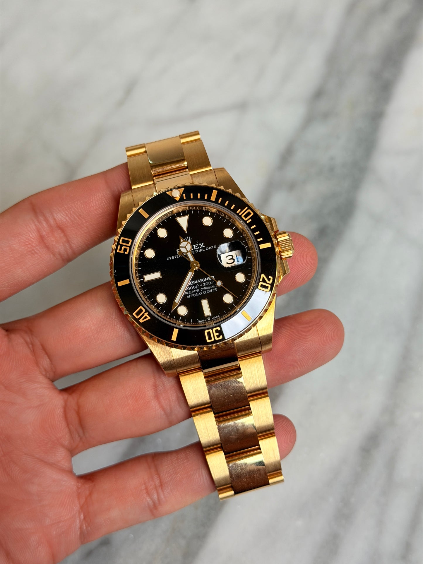 2022 126618LN Black Preowned Complete