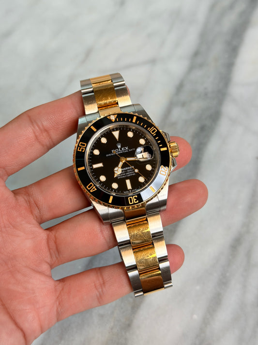 2023 126613LN Black Preowned Complete