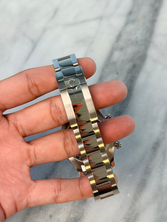 2024 126500LN Black Preowned Good Complete