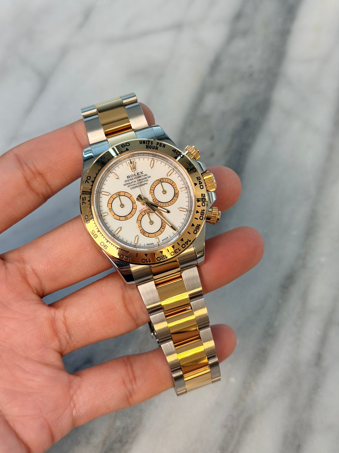 2024 126503 White Preowned Complete