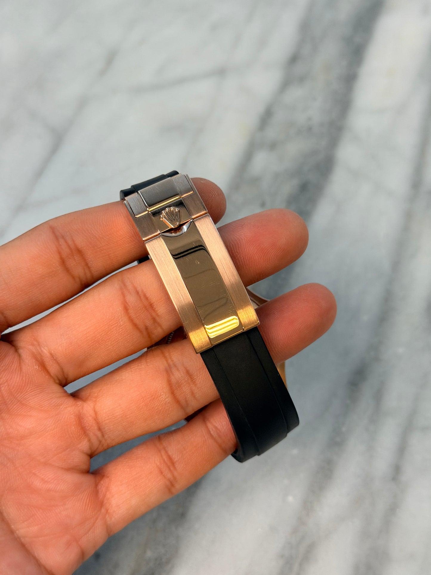 2022 126655 YM40, DF Straps Preowned Complete