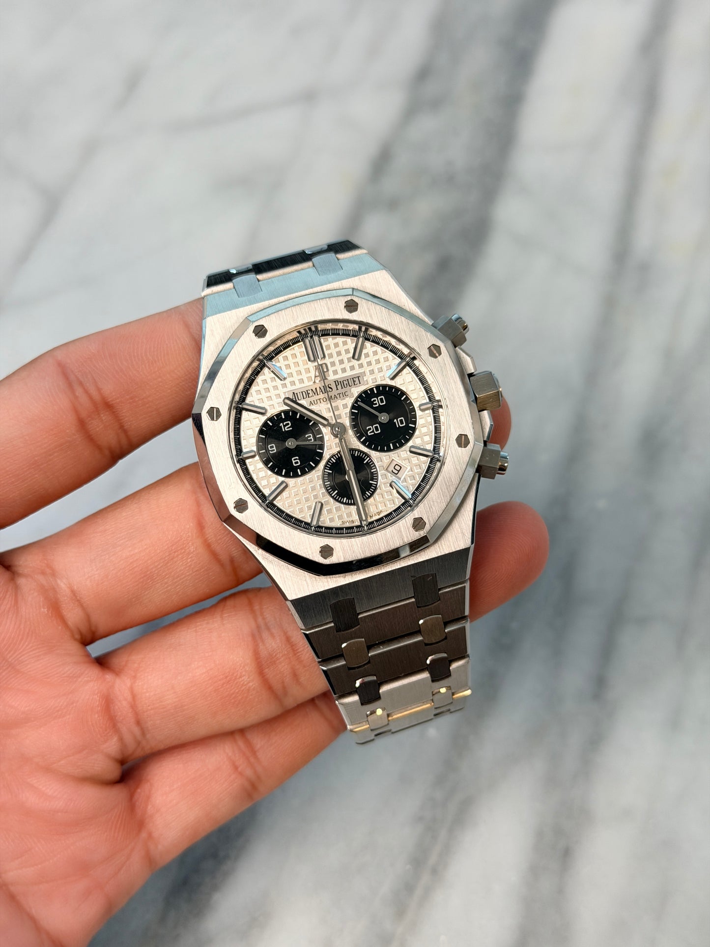 2017 26331ST Panda Preowned Good, Complete