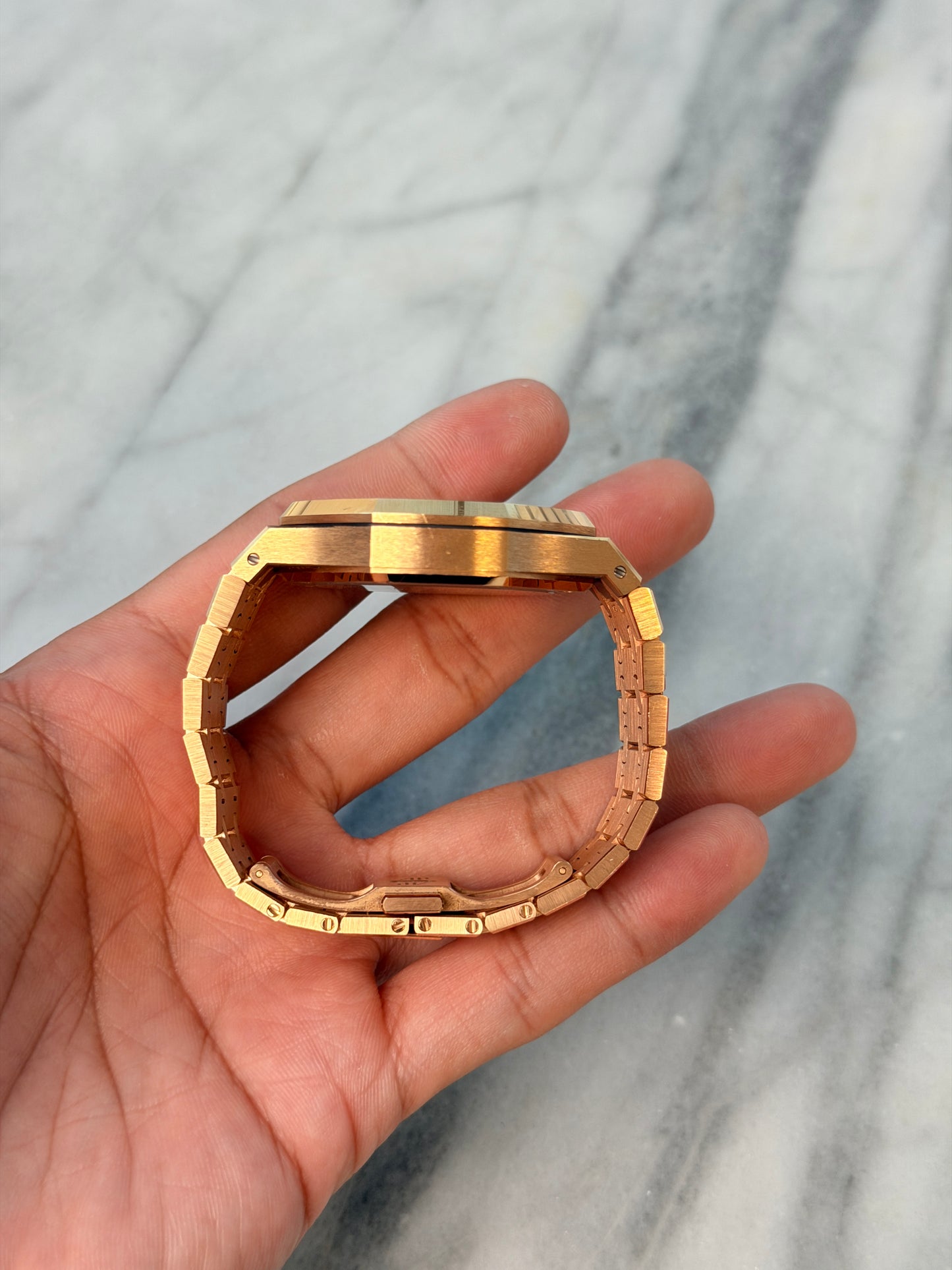 2020 15500OR.OO.D002CR.01 Black on Bracelet Preowned Complete