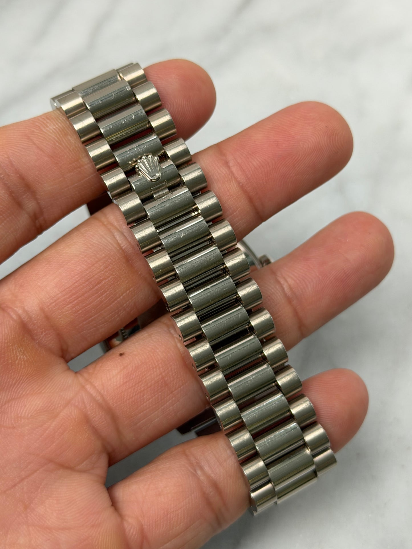 2022 228239A Sapphire Pave Preowned Complete