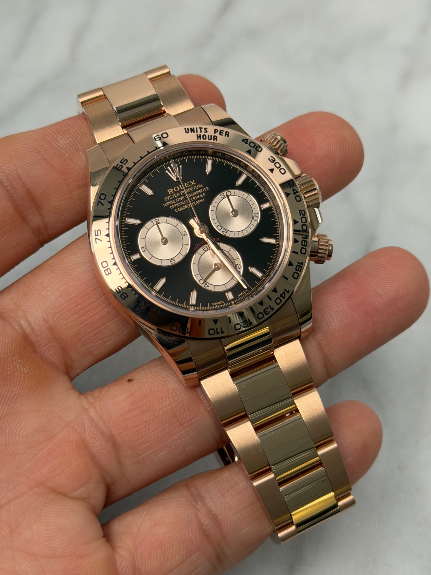 2025 126505 Black Preowned Complete