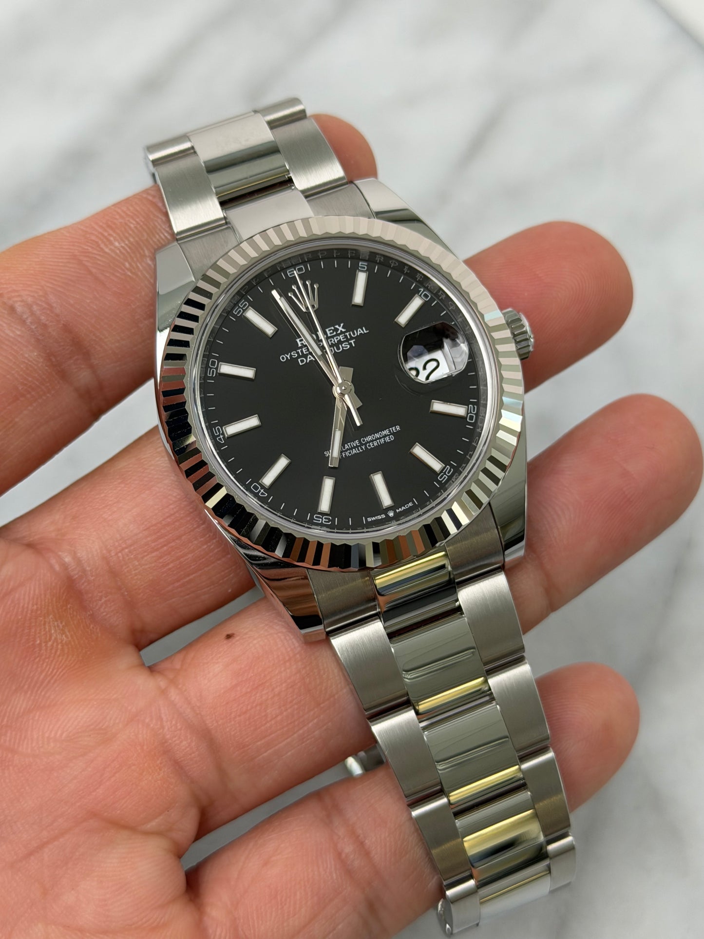 2025 126334 Oyster Black Index Preowned Complete