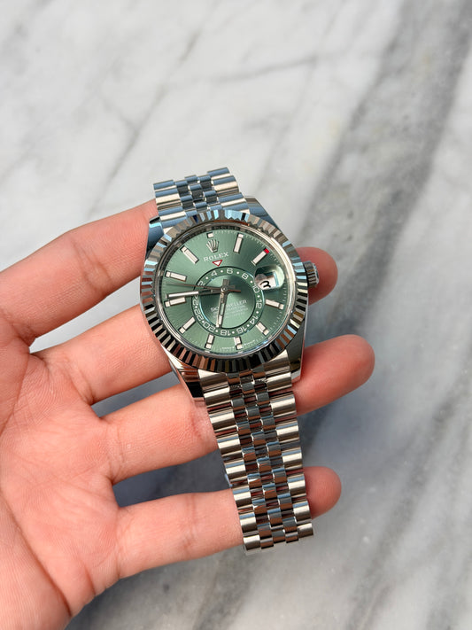 2026 336934 Jubilee Green Sky New Complete