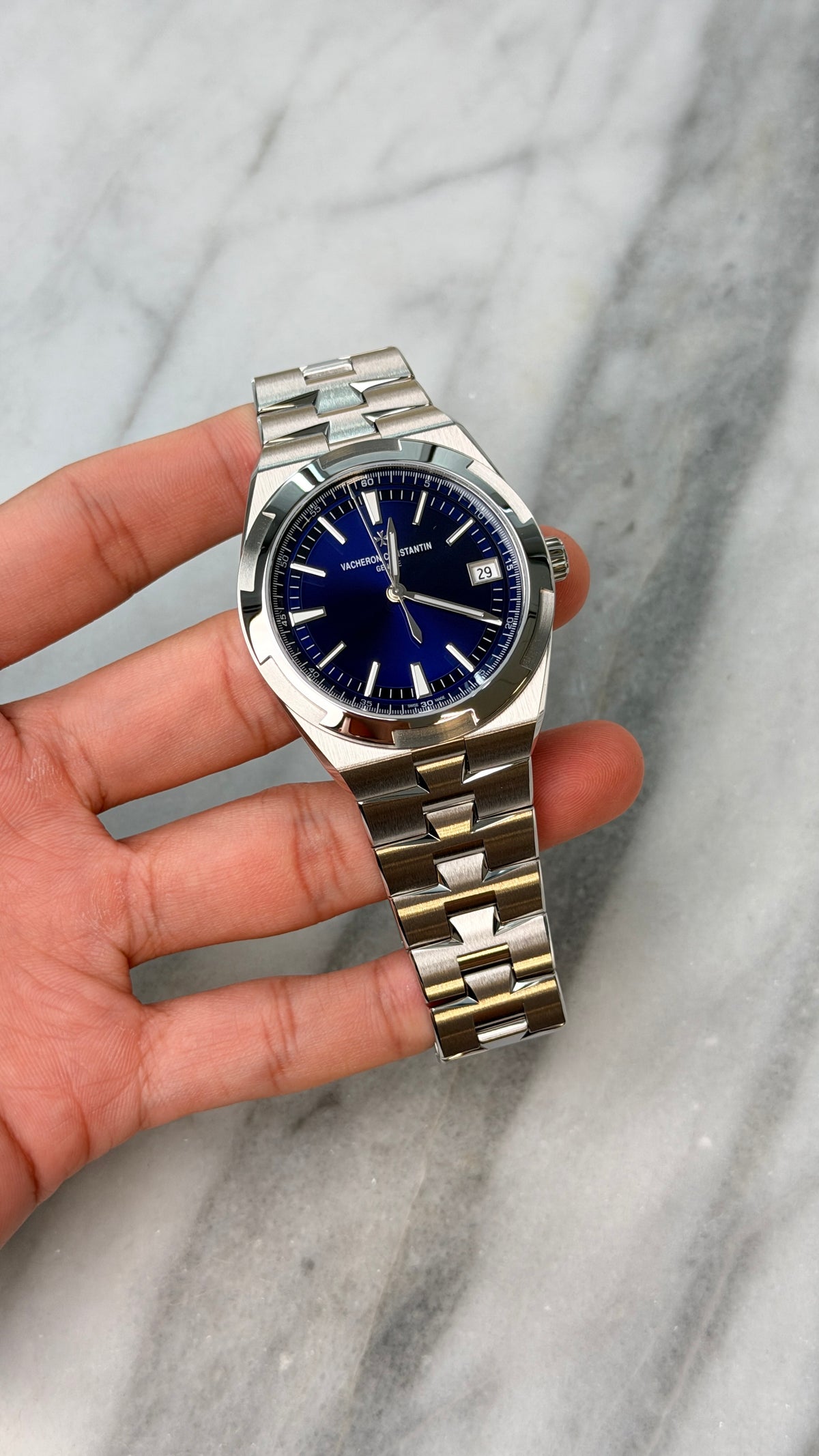 2026 4520V/210A-B128 Blue Overseas New Complete