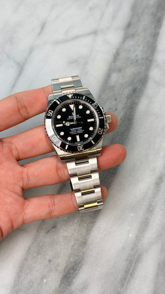 2022 124060 No Date Preowned and Polished Complete w/ White Tag