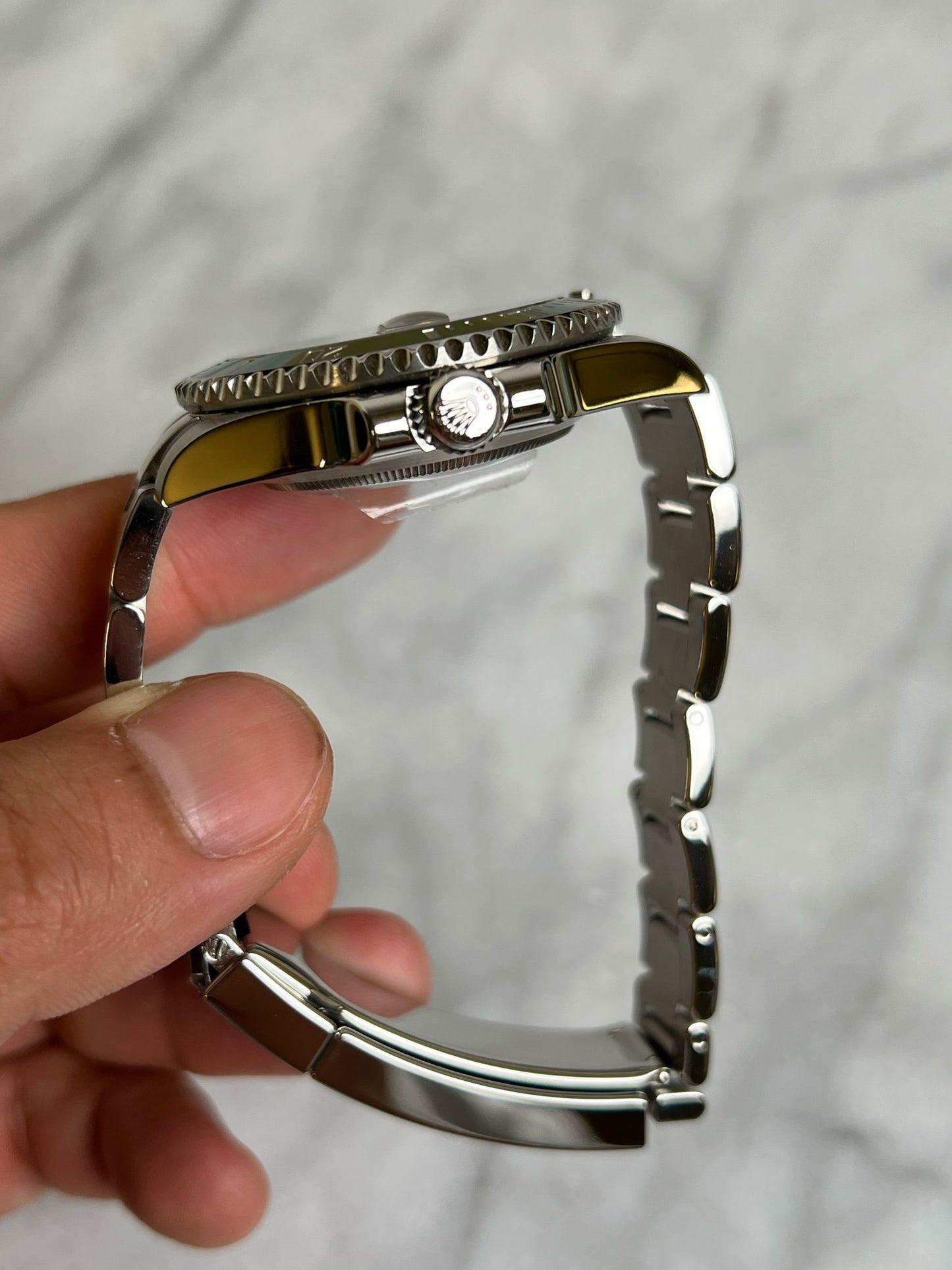 2016 116610LV Hulk Preowned, Serial Peeled off Card Watch/Card -2