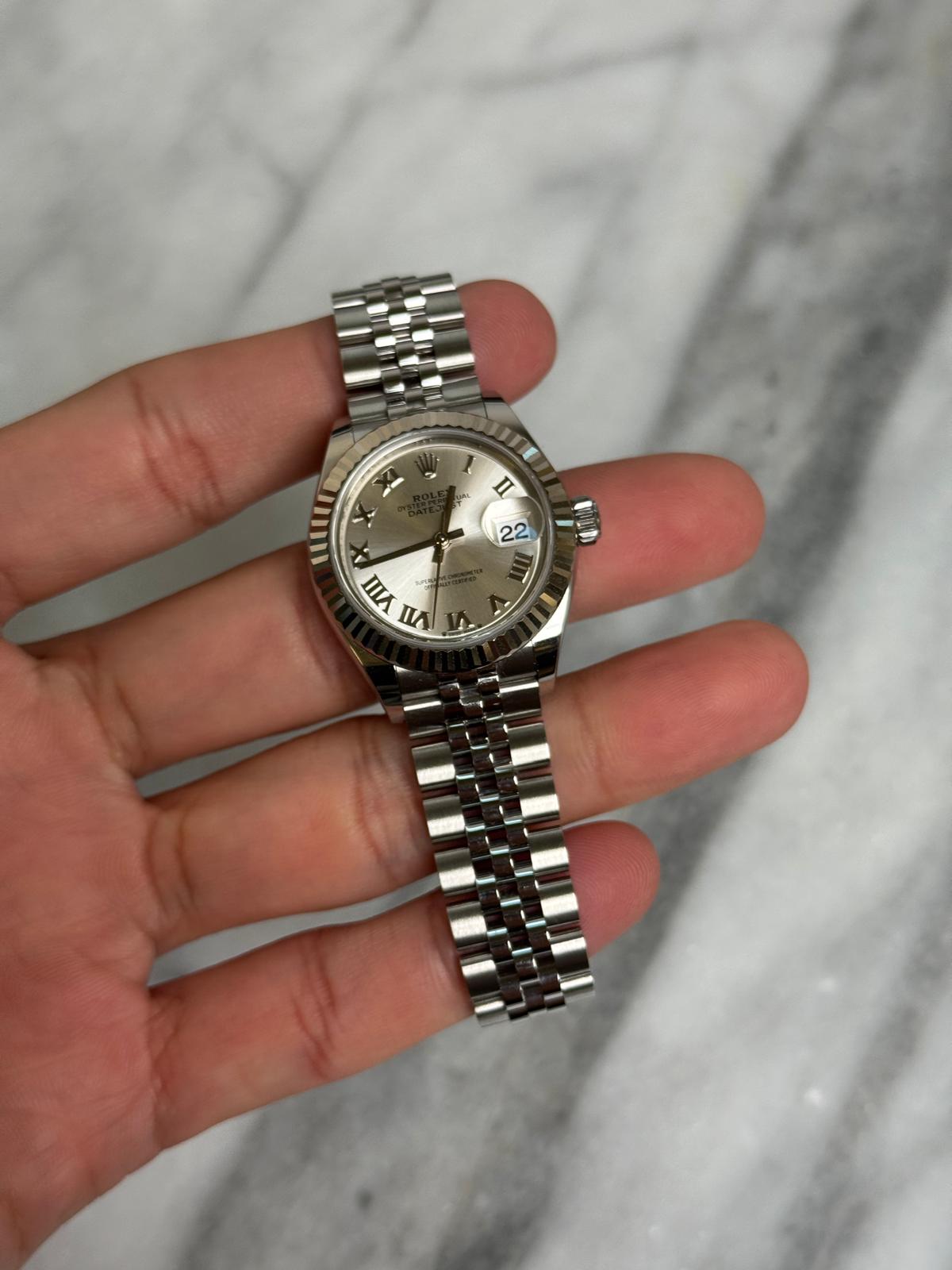 2021 279174 Jubilee Silver Roman DJ28 Preowned Complete