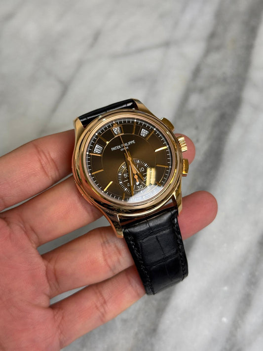 2022 5905R-001 Brown Annual Calendar Preowned Complete