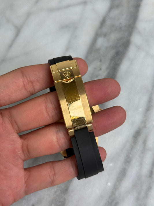 2024 226658 YG YM42, DF Straps Preowned Complete