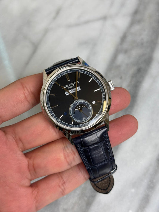 2022 5236P-001 Blue Perpetual Calendar Preowned Good Complete