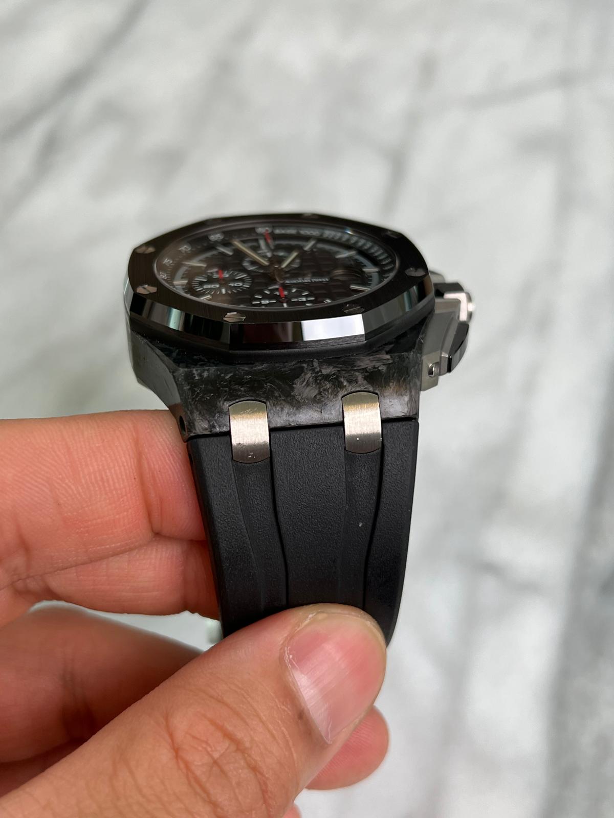 N/A 26400AU Carbon Offshore Preowned Watch Only